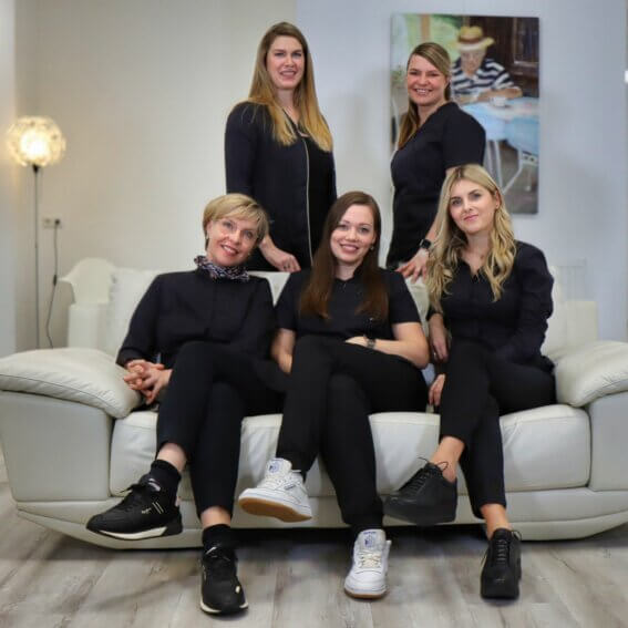 Dental Lounge Team